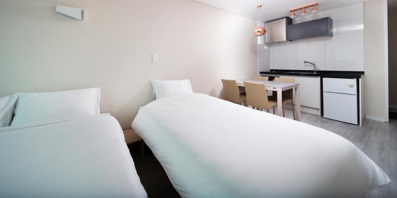 Poeta Pension Seogwipo Extérieur photo