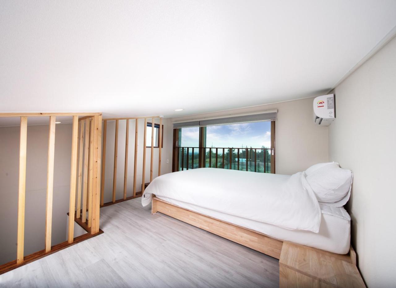 Poeta Pension Seogwipo Extérieur photo