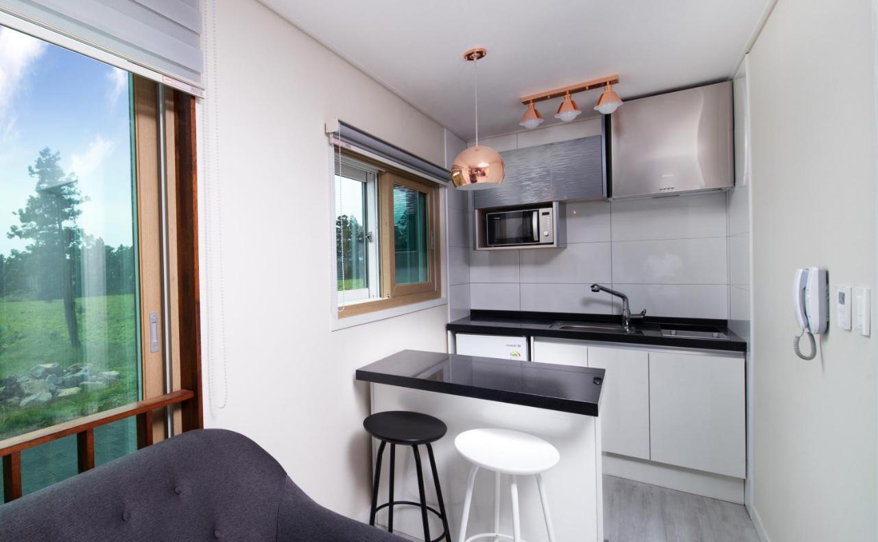 Poeta Pension Seogwipo Extérieur photo
